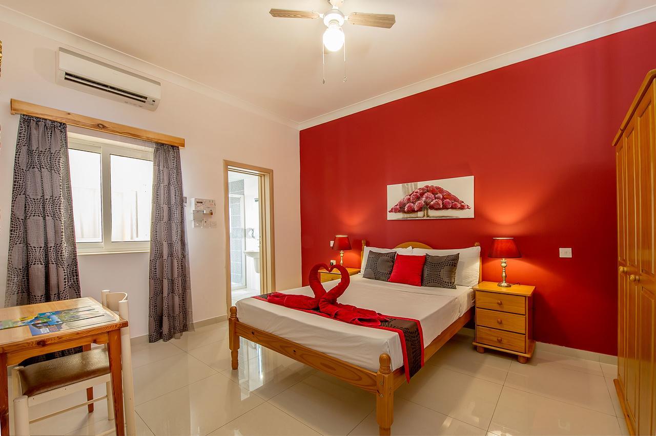 Electra Guesthouse Marsalforn المظهر الخارجي الصورة