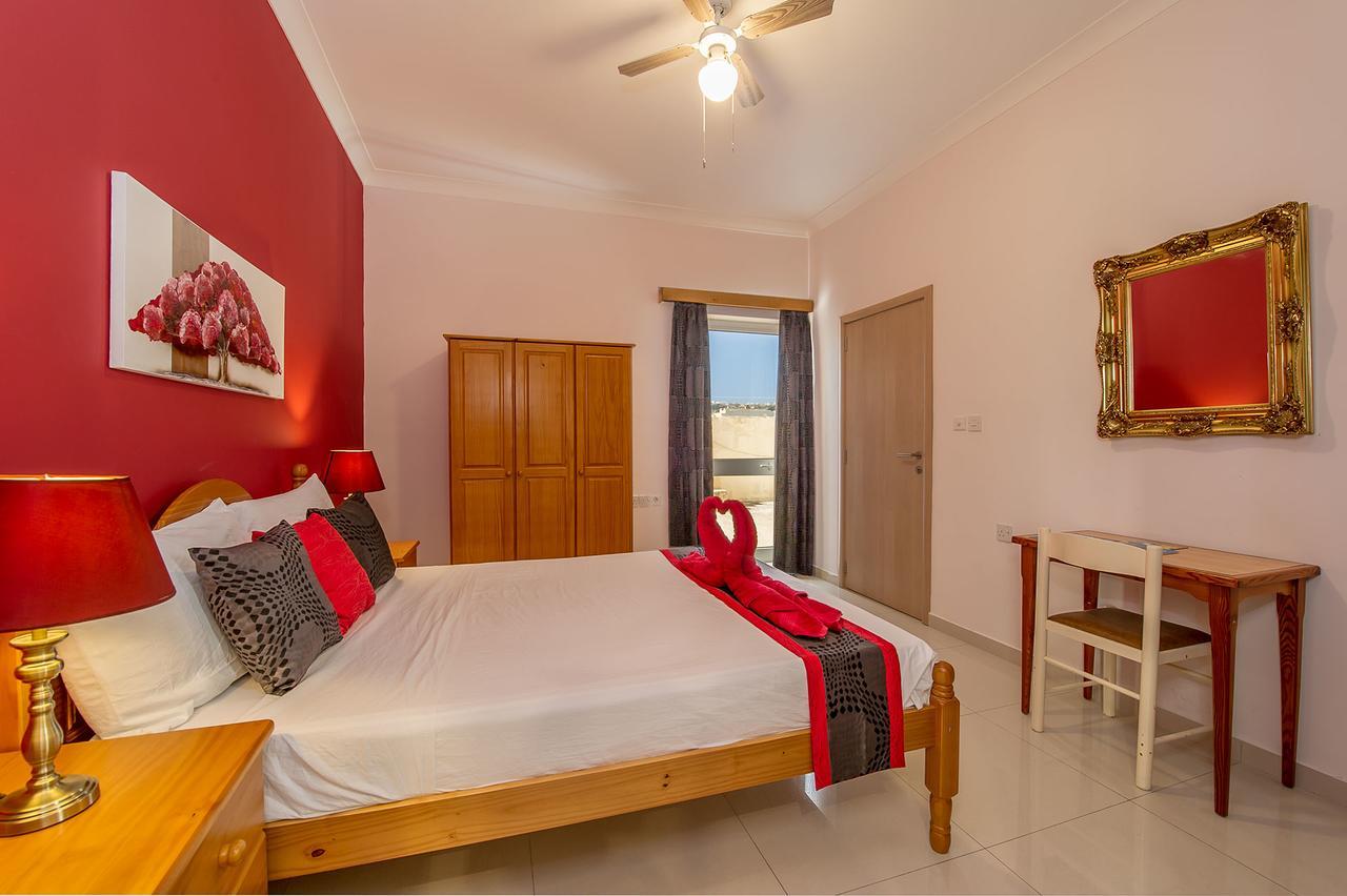 Electra Guesthouse Marsalforn المظهر الخارجي الصورة